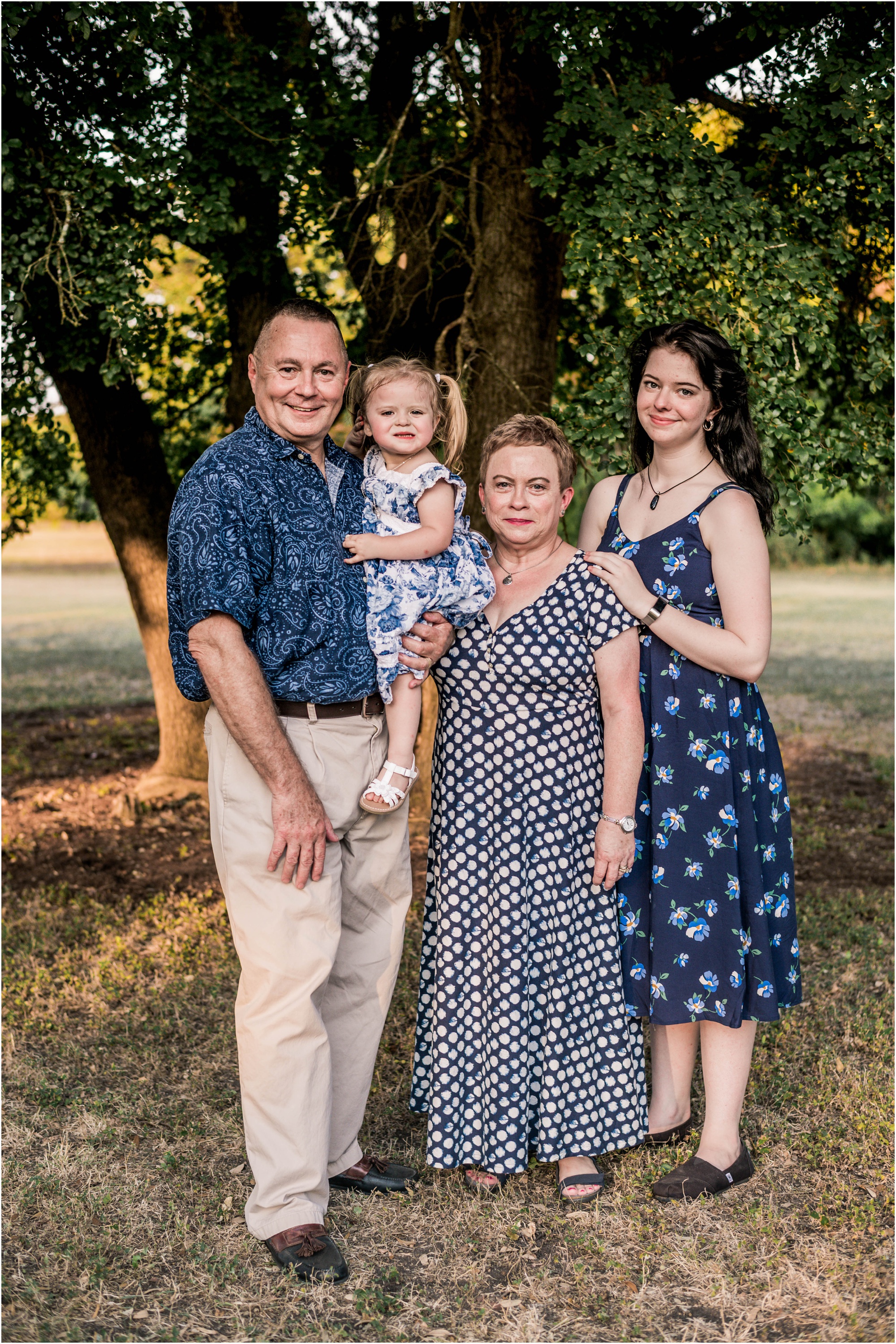 Family Photoshoot by Natural Light Photographer Austin Texas