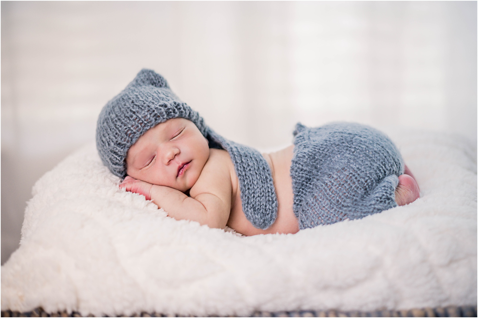 Indoor Newborn Portrait Photoshoot in Austin Texas by natural light baby photographer