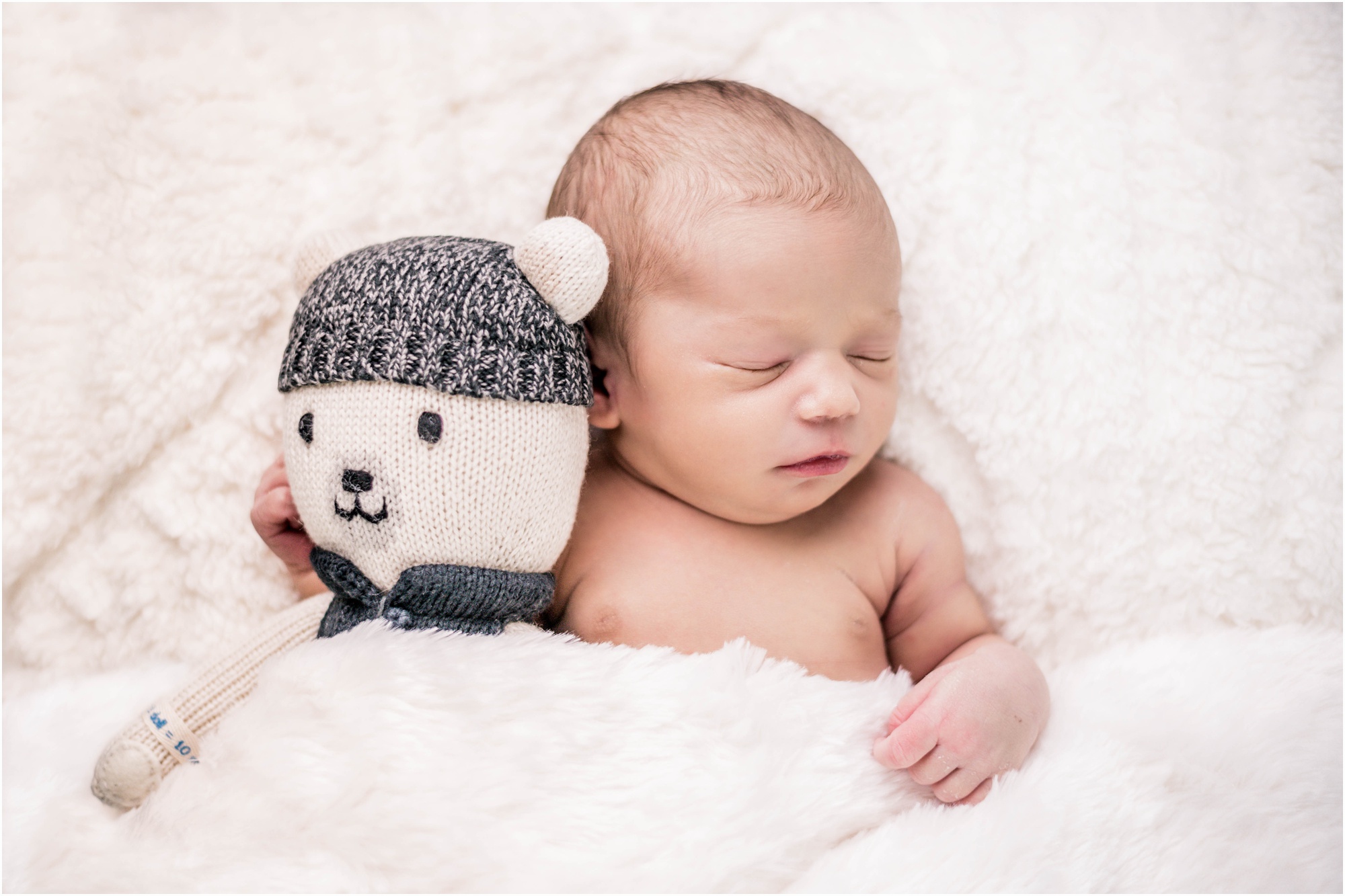 Indoor Newborn Portrait Photoshoot in Austin Texas by natural light baby photographer